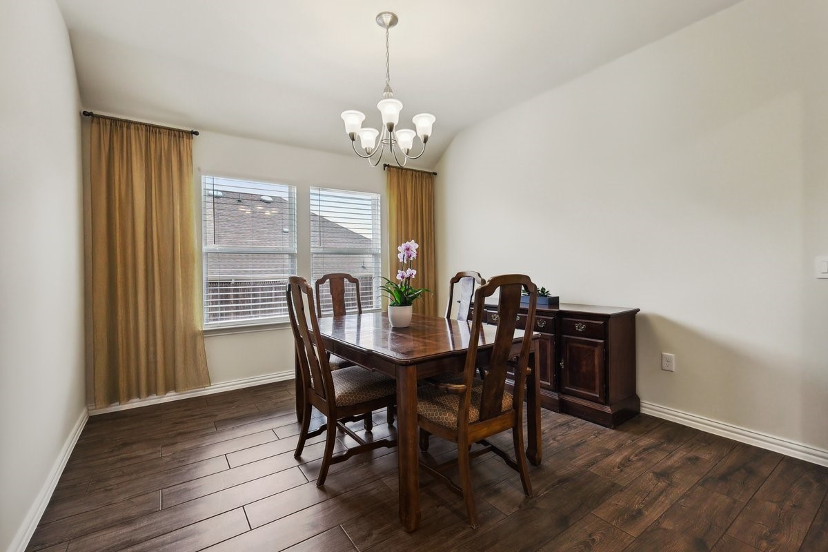 6705 Cedarhurst Court