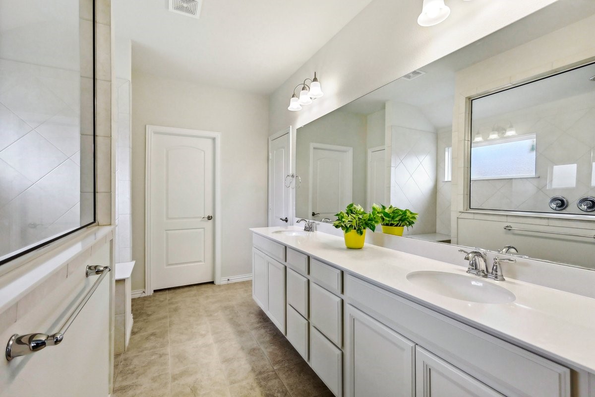 6705 Cedarhurst Court