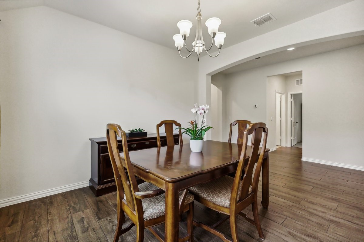 6705 Cedarhurst Court