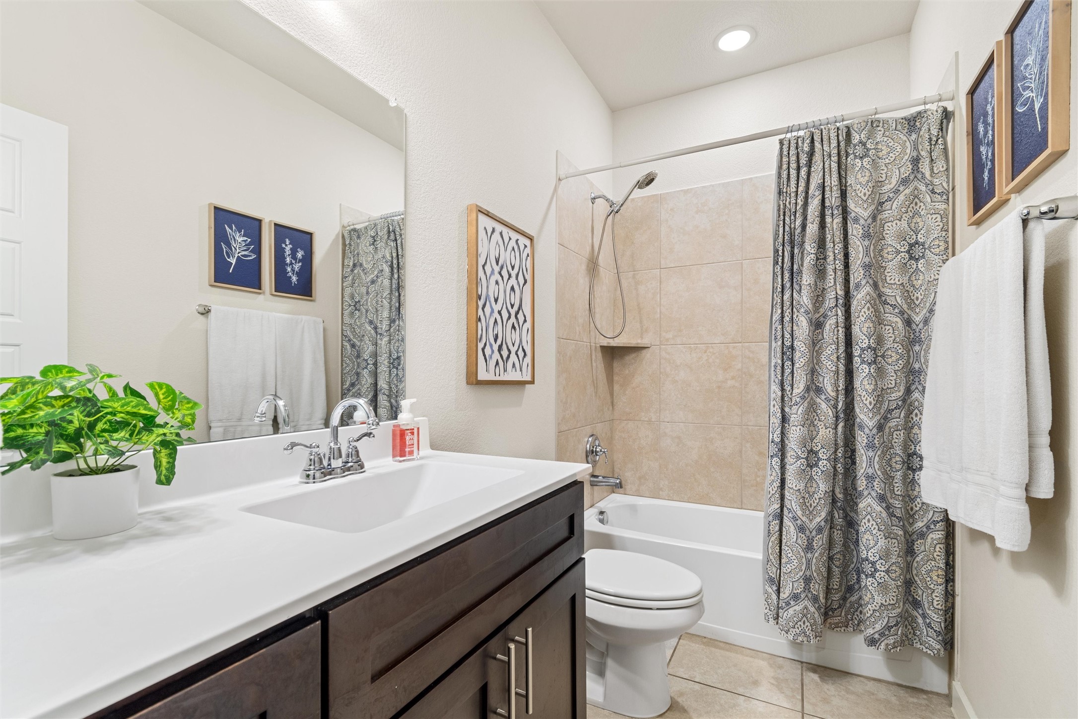 4729 Tanglewood Drive