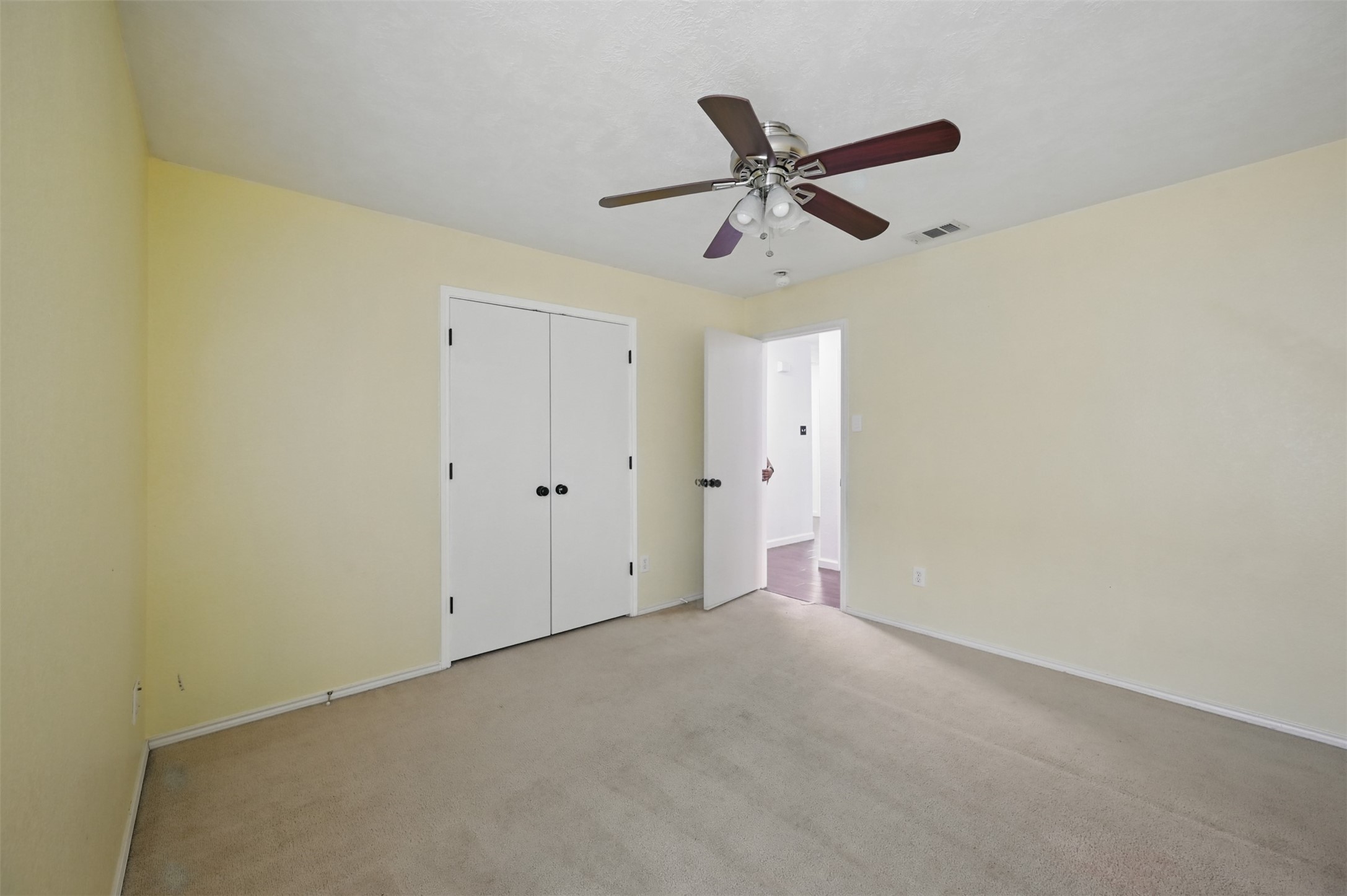 5225 Bedfordshire Drive