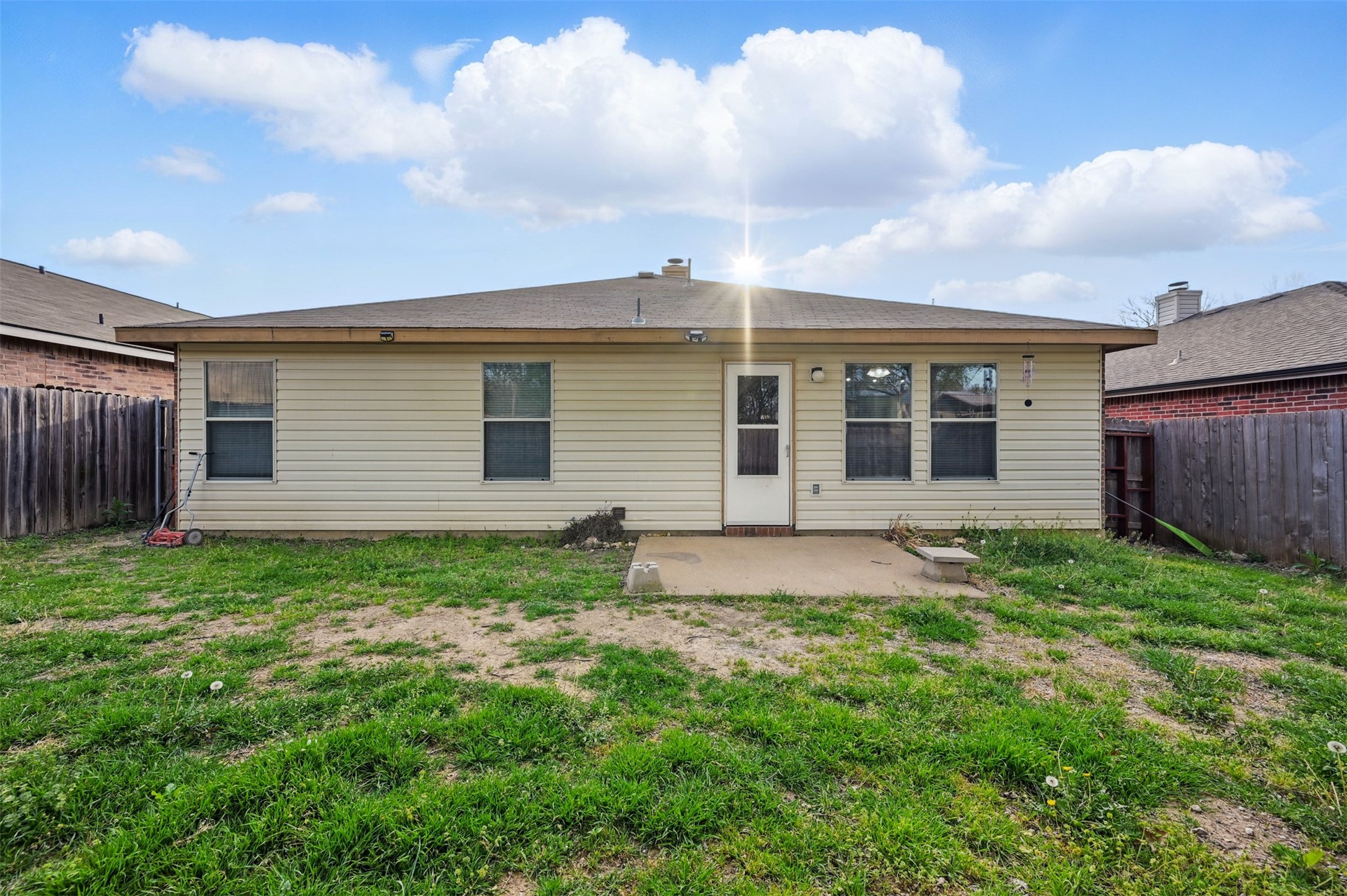 5225 Bedfordshire Drive