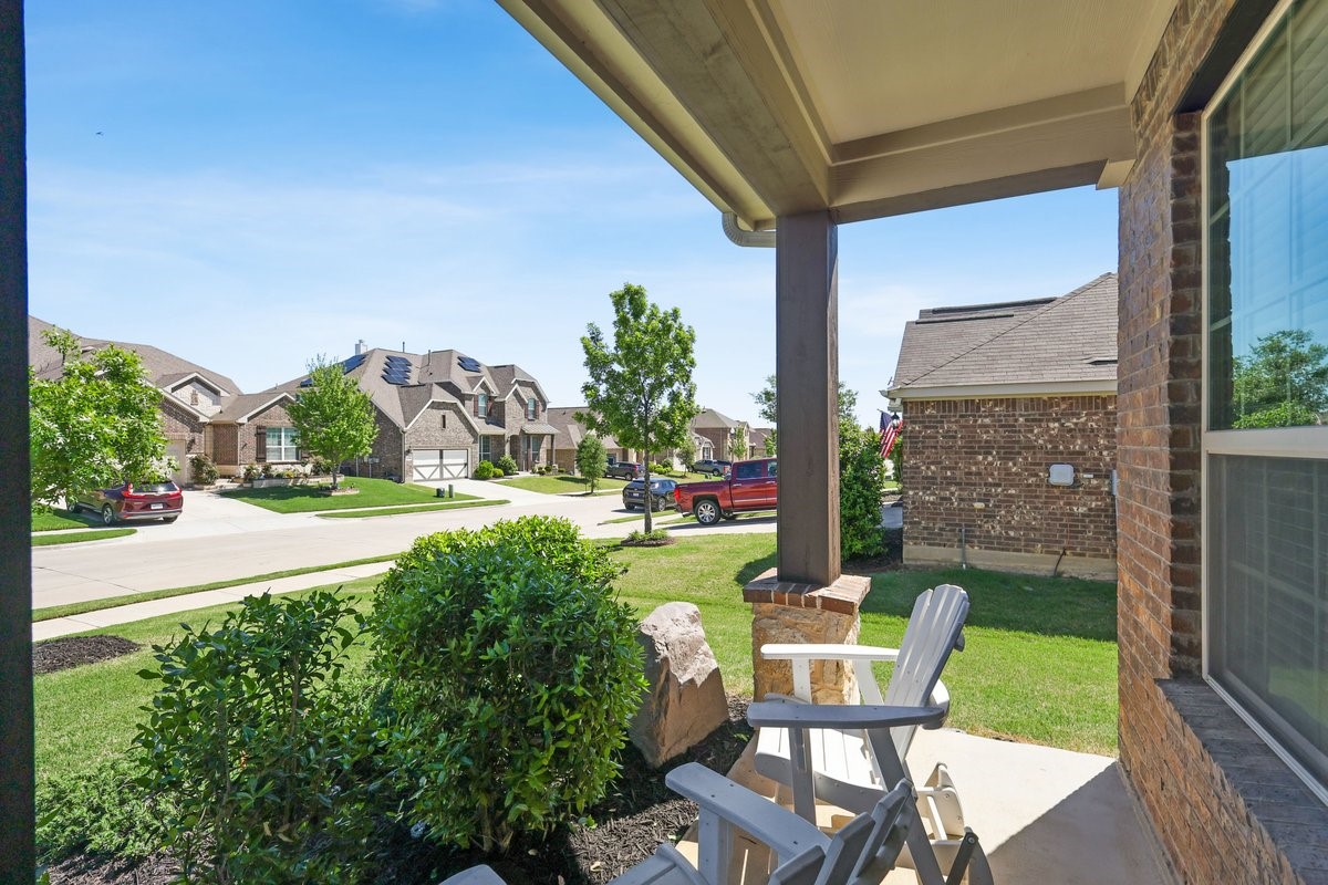 6605 Meandering Creek Drive