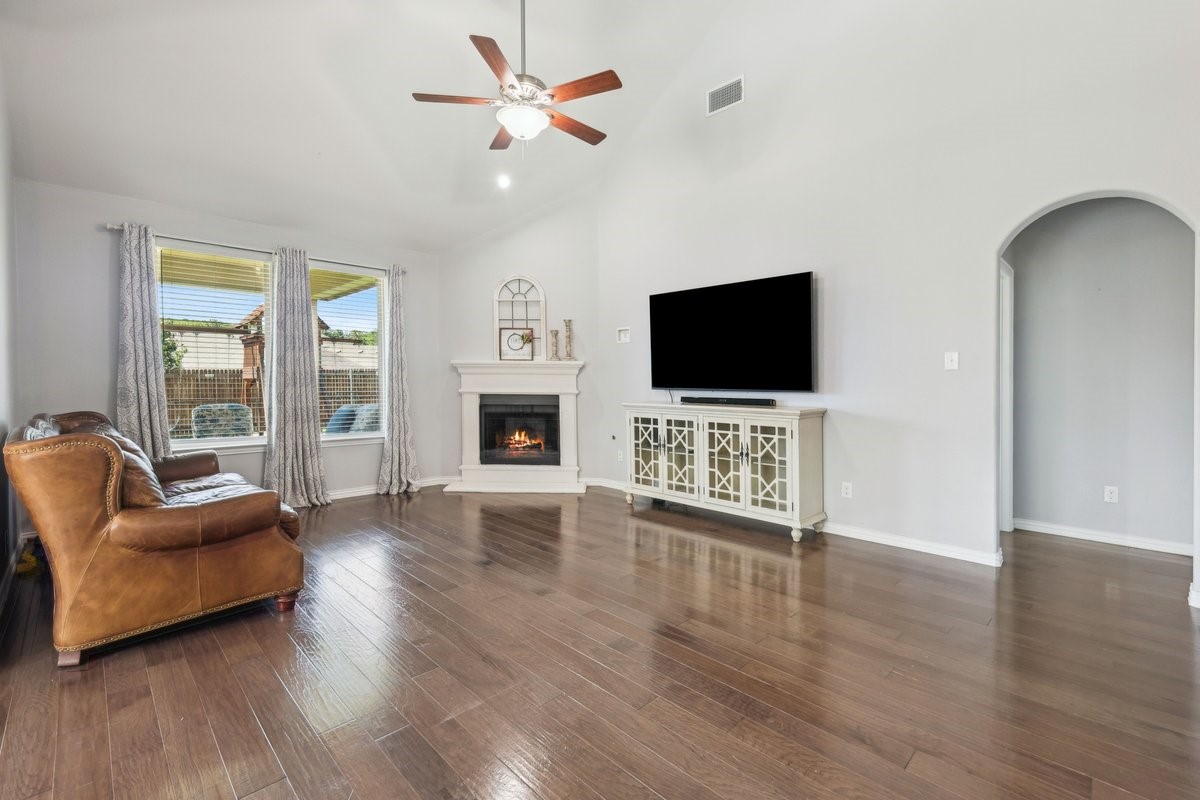 6605 Meandering Creek Drive