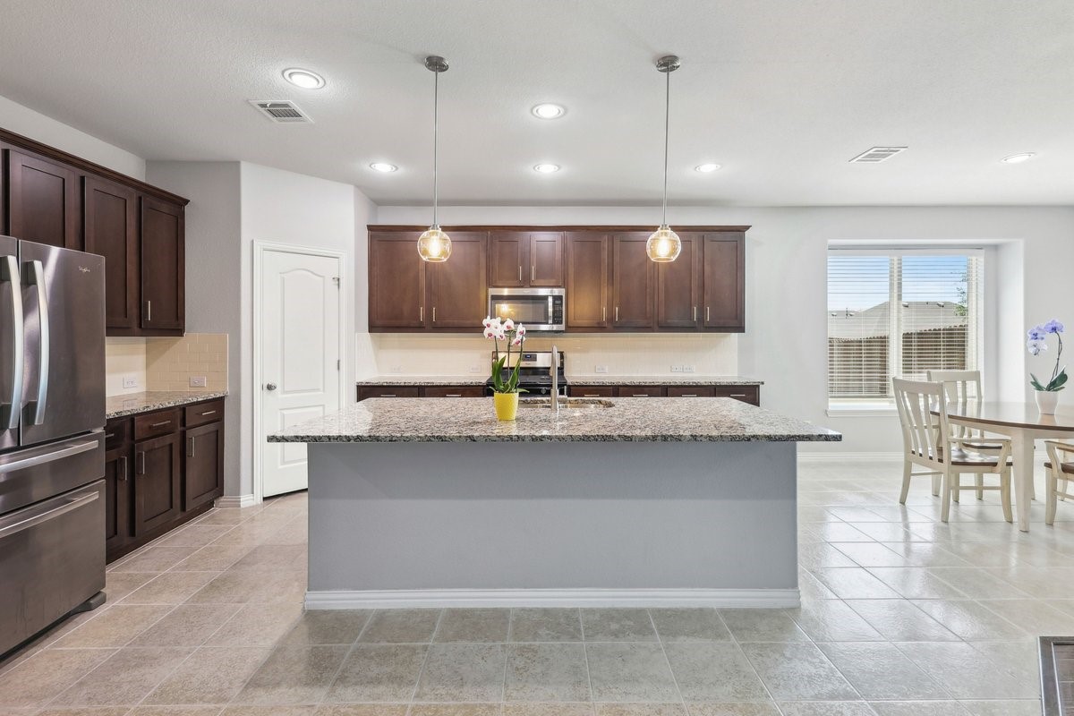 6605 Meandering Creek Drive