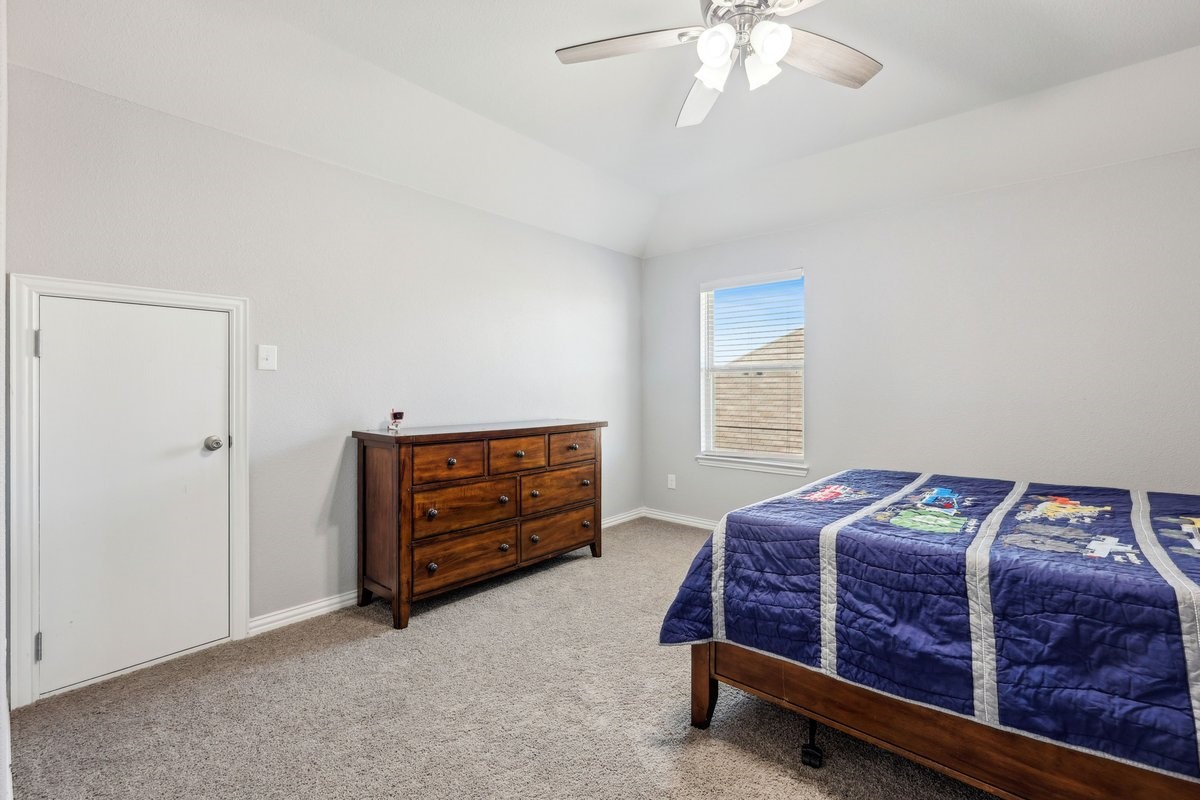 6605 Meandering Creek Drive