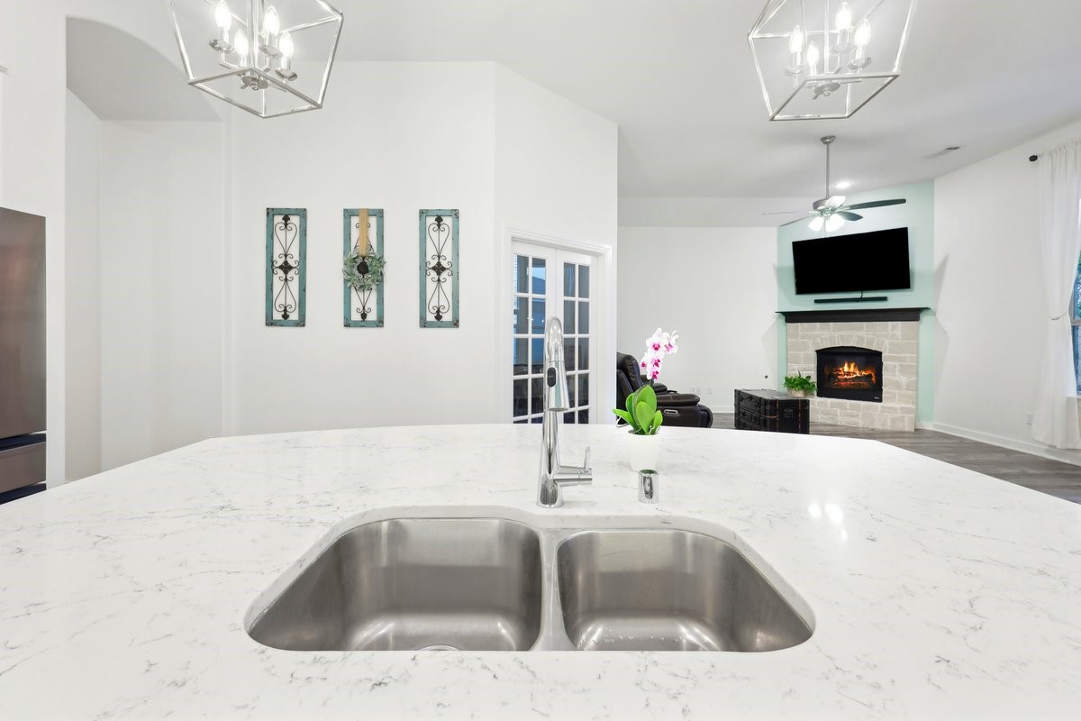 1405 Chickadee Drive