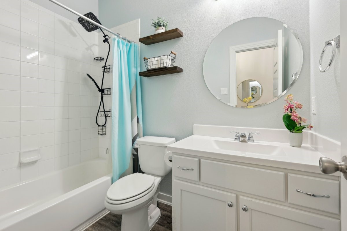 1405 Chickadee Drive