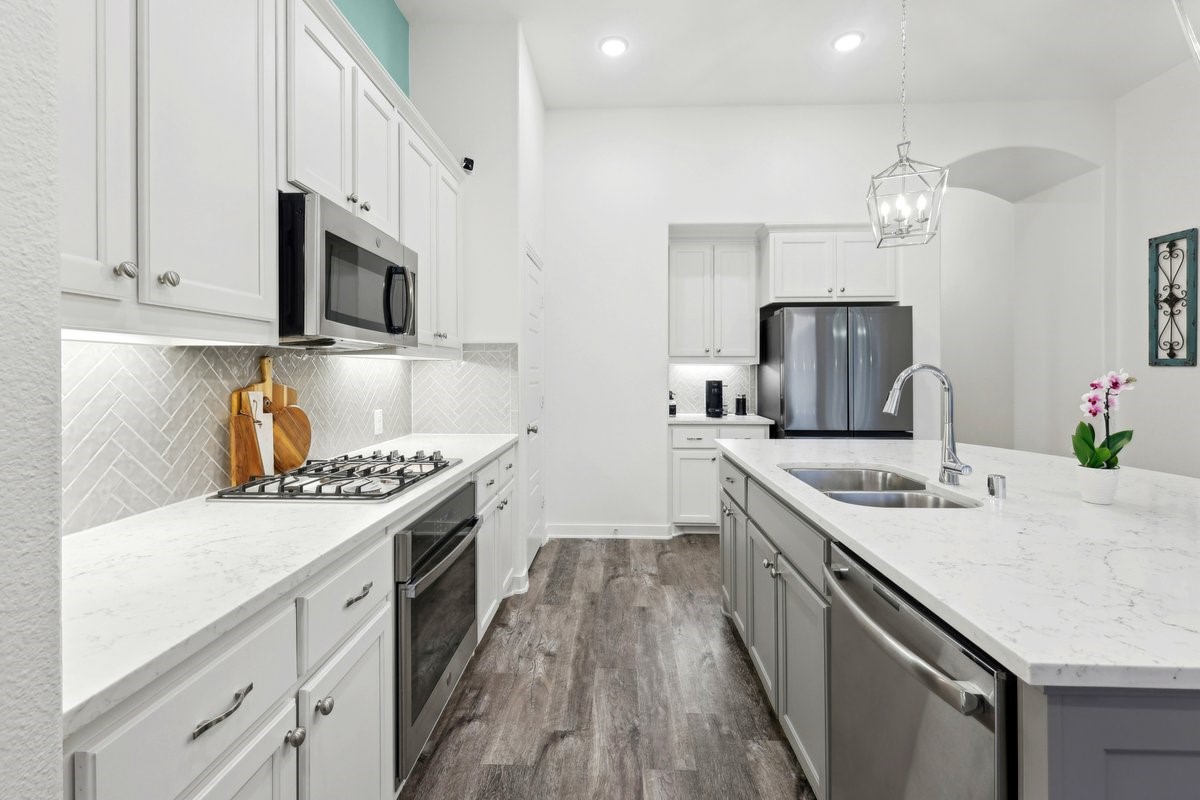 1405 Chickadee Drive