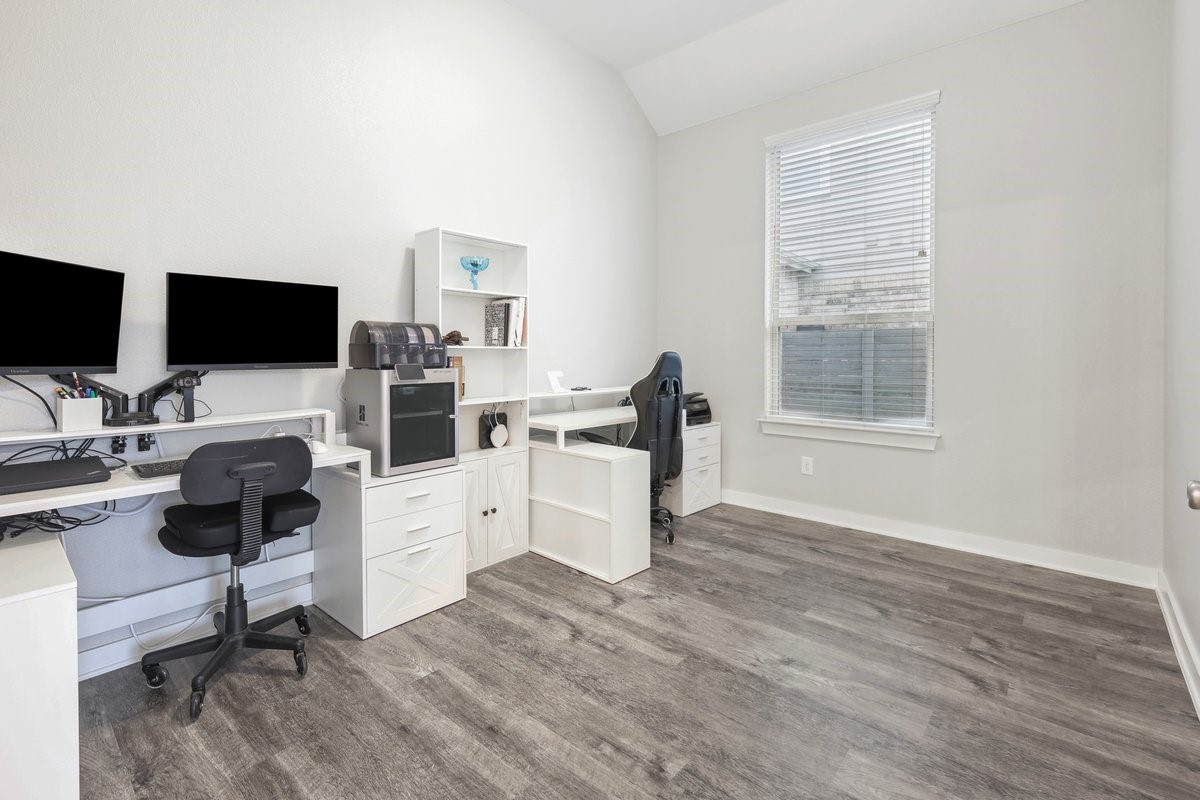 1405 Chickadee Drive