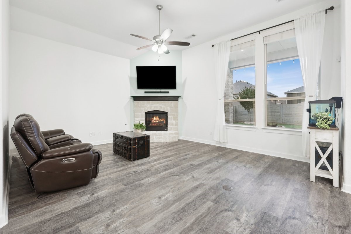 1405 Chickadee Drive