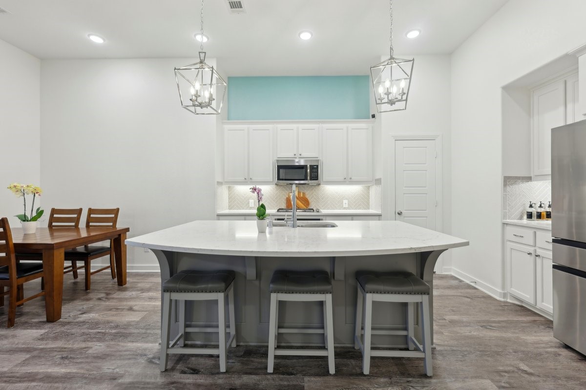 1405 Chickadee Drive