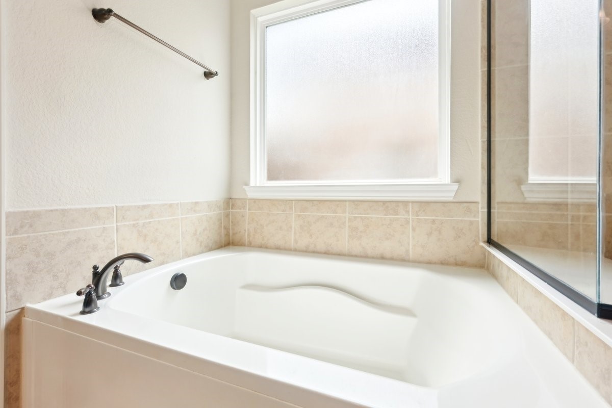 6200 Meandering Creek Drive