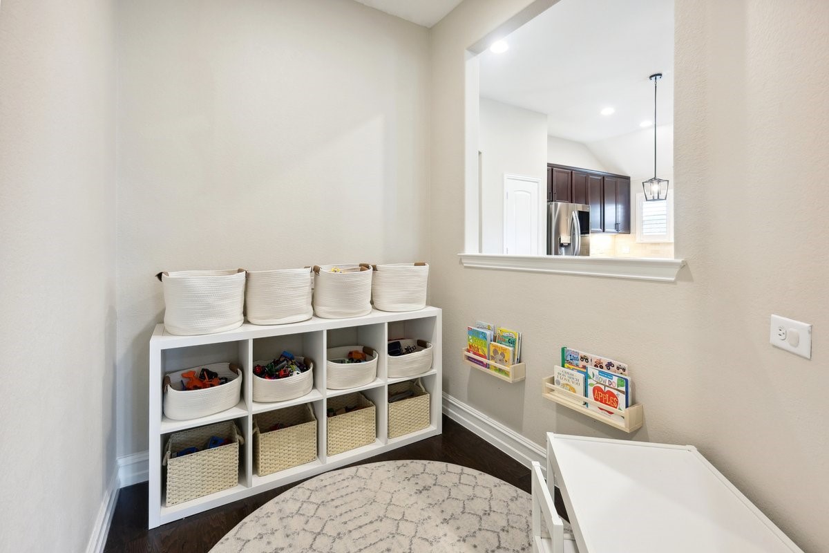 6200 Meandering Creek Drive