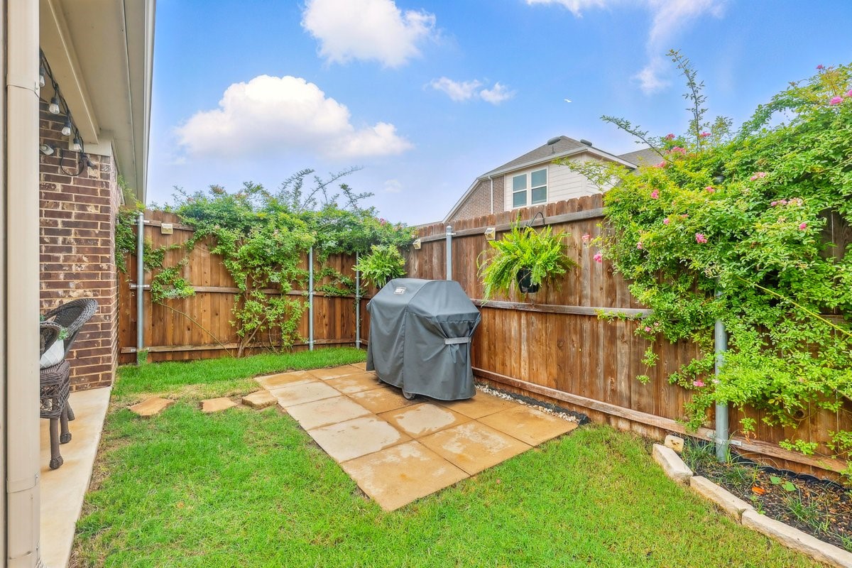 6200 Meandering Creek Drive