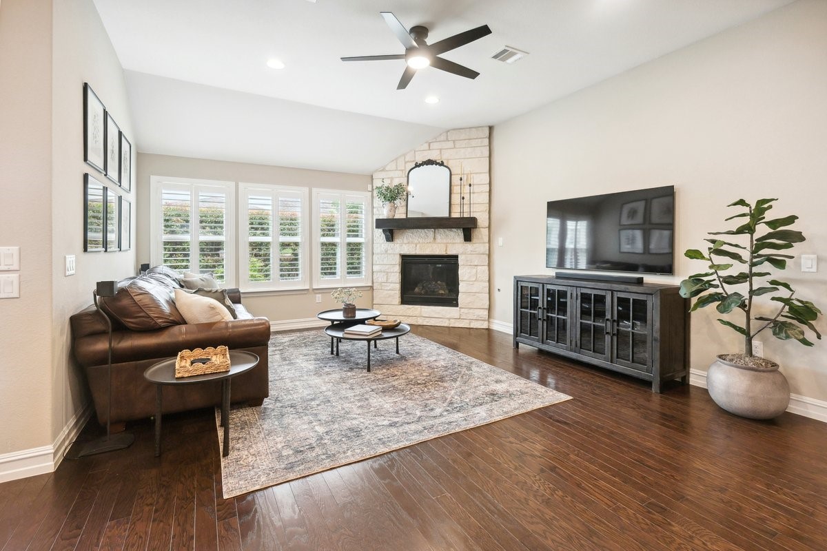 6200 Meandering Creek Drive