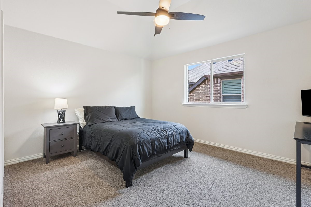 6305 Crossvine Trail