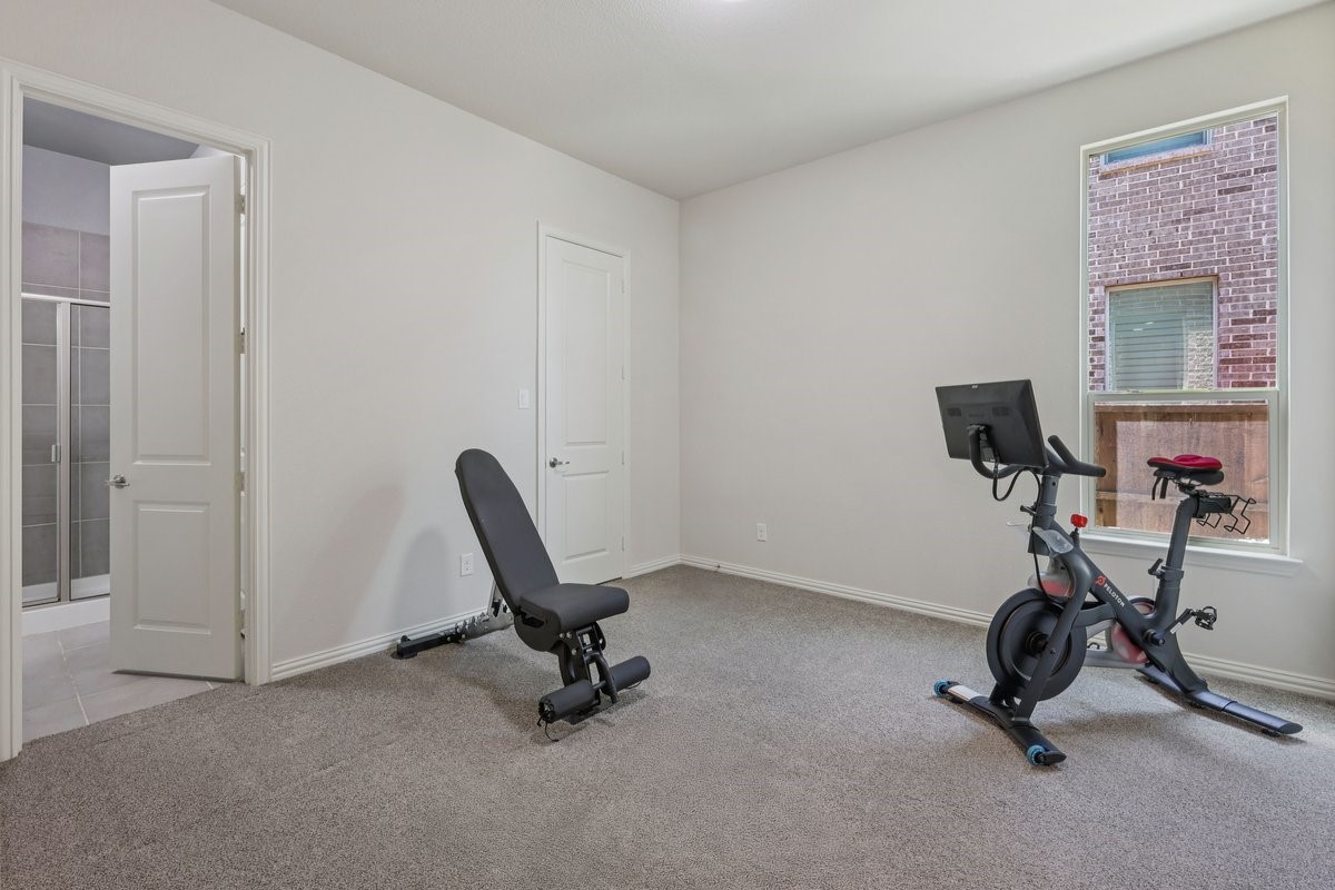 6305 Crossvine Trail