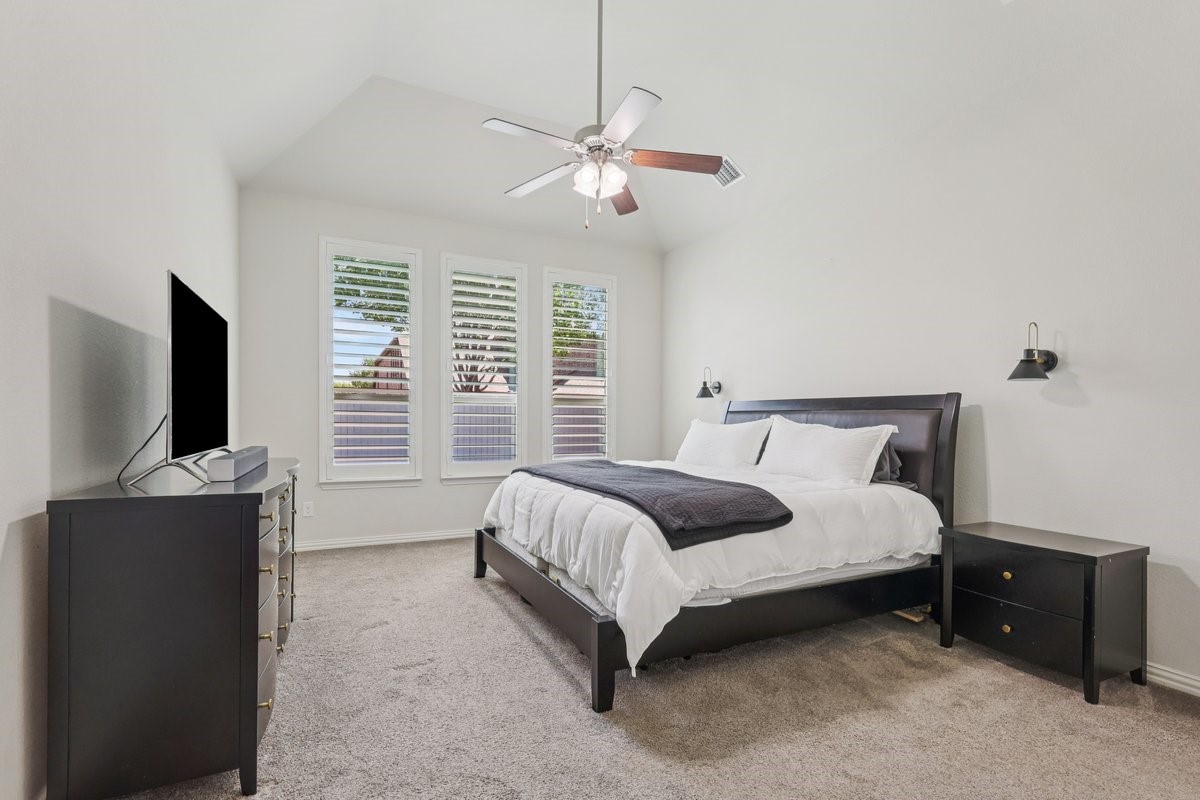 6305 Crossvine Trail