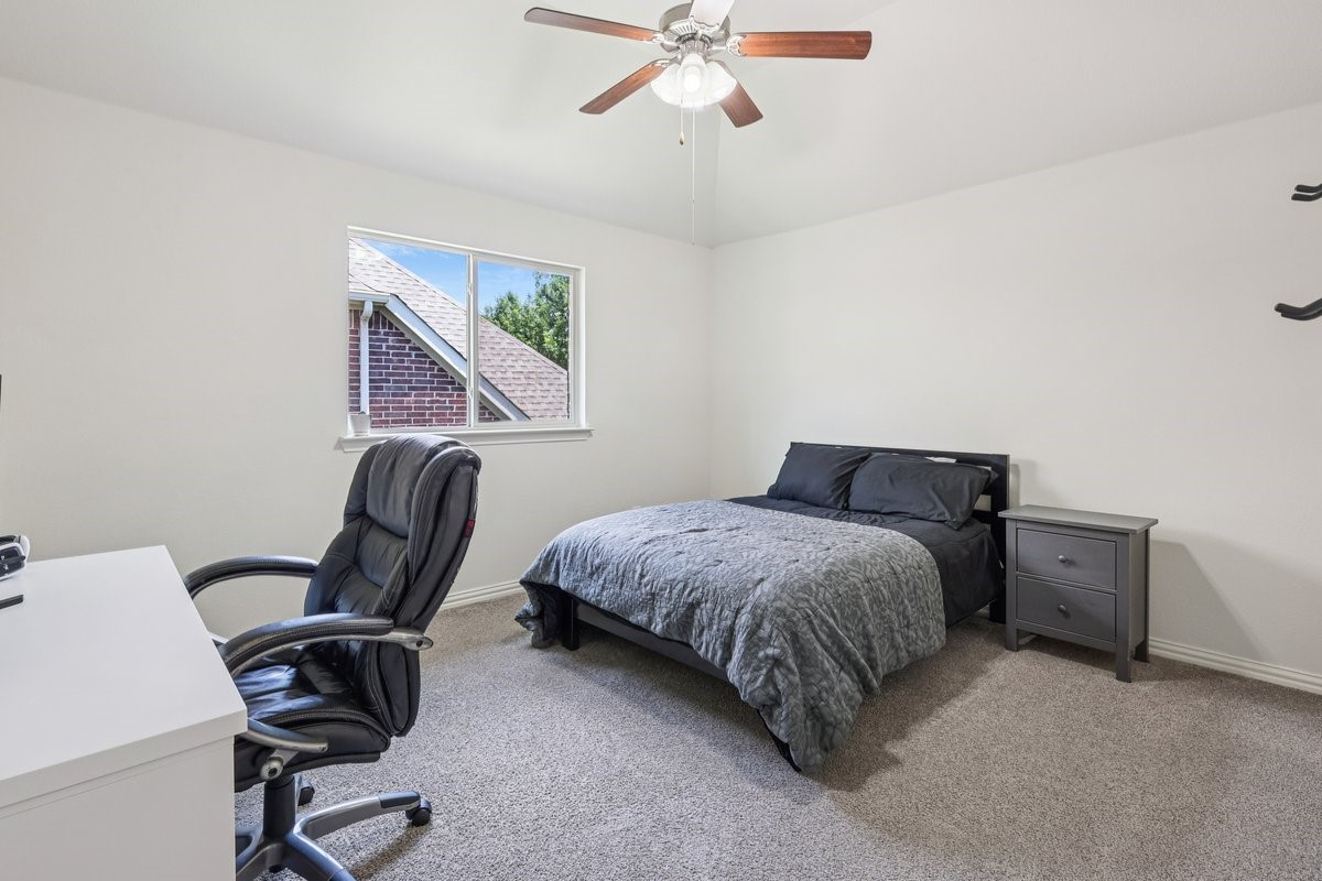 6305 Crossvine Trail