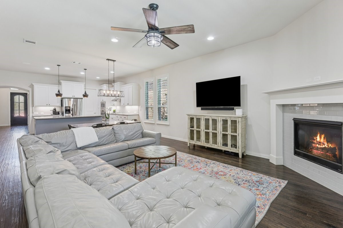 6305 Crossvine Trail