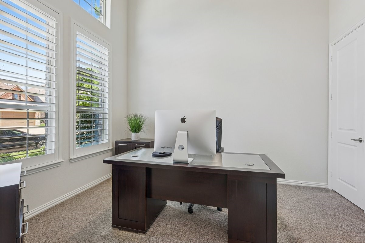 6305 Crossvine Trail