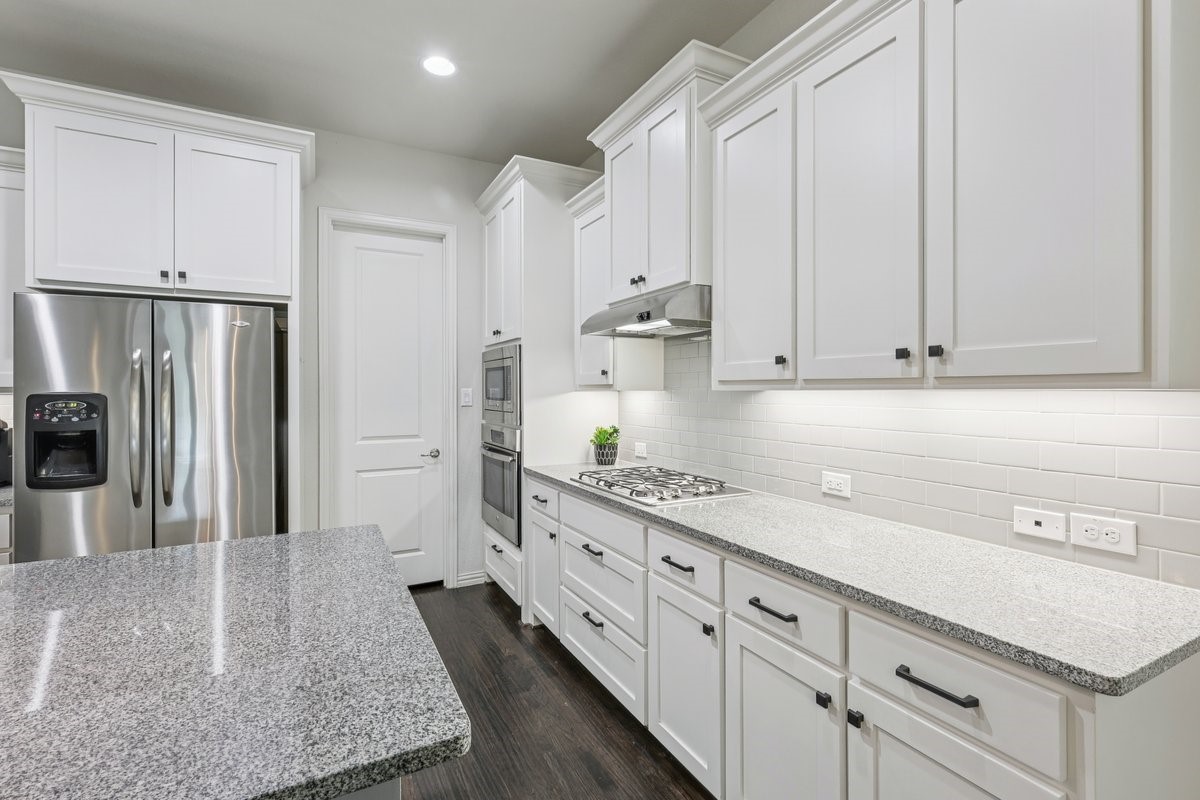 6305 Crossvine Trail