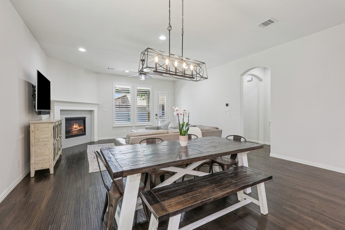 6305 Crossvine Trail