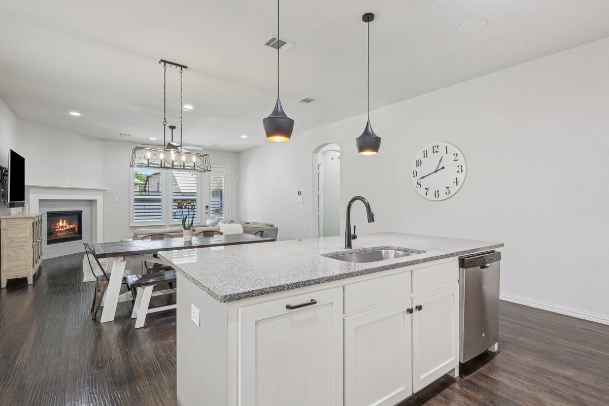 6305 Crossvine Trail