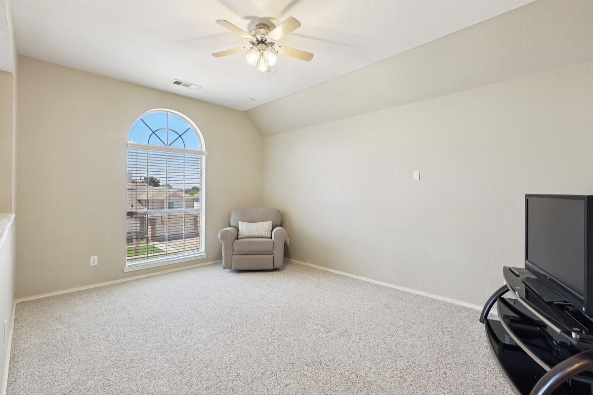 104 Northfield Circle