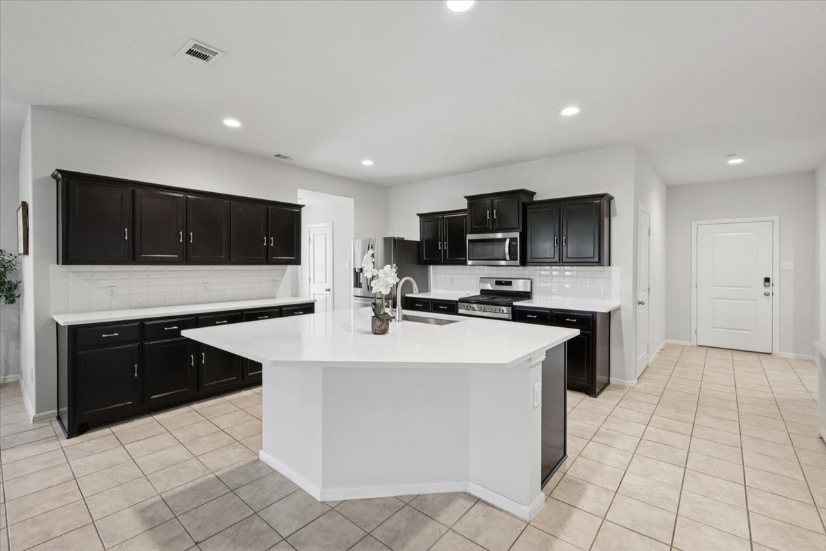 16733 Portage Street