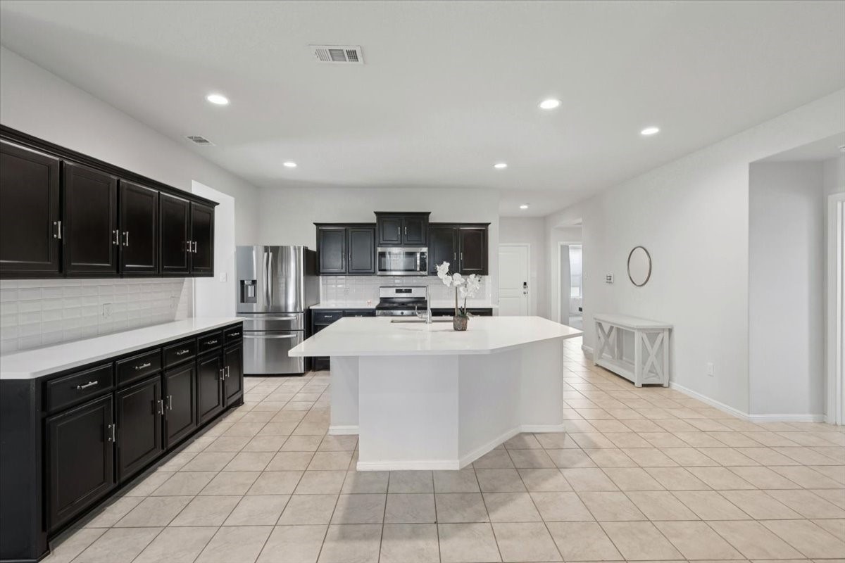 16733 Portage Street