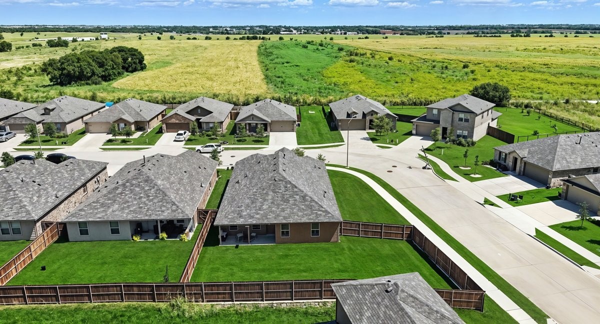 16733 Portage Street