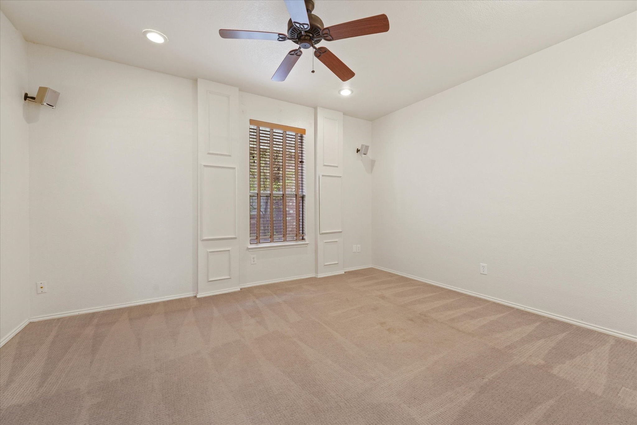 1549 Spring Lake Drive