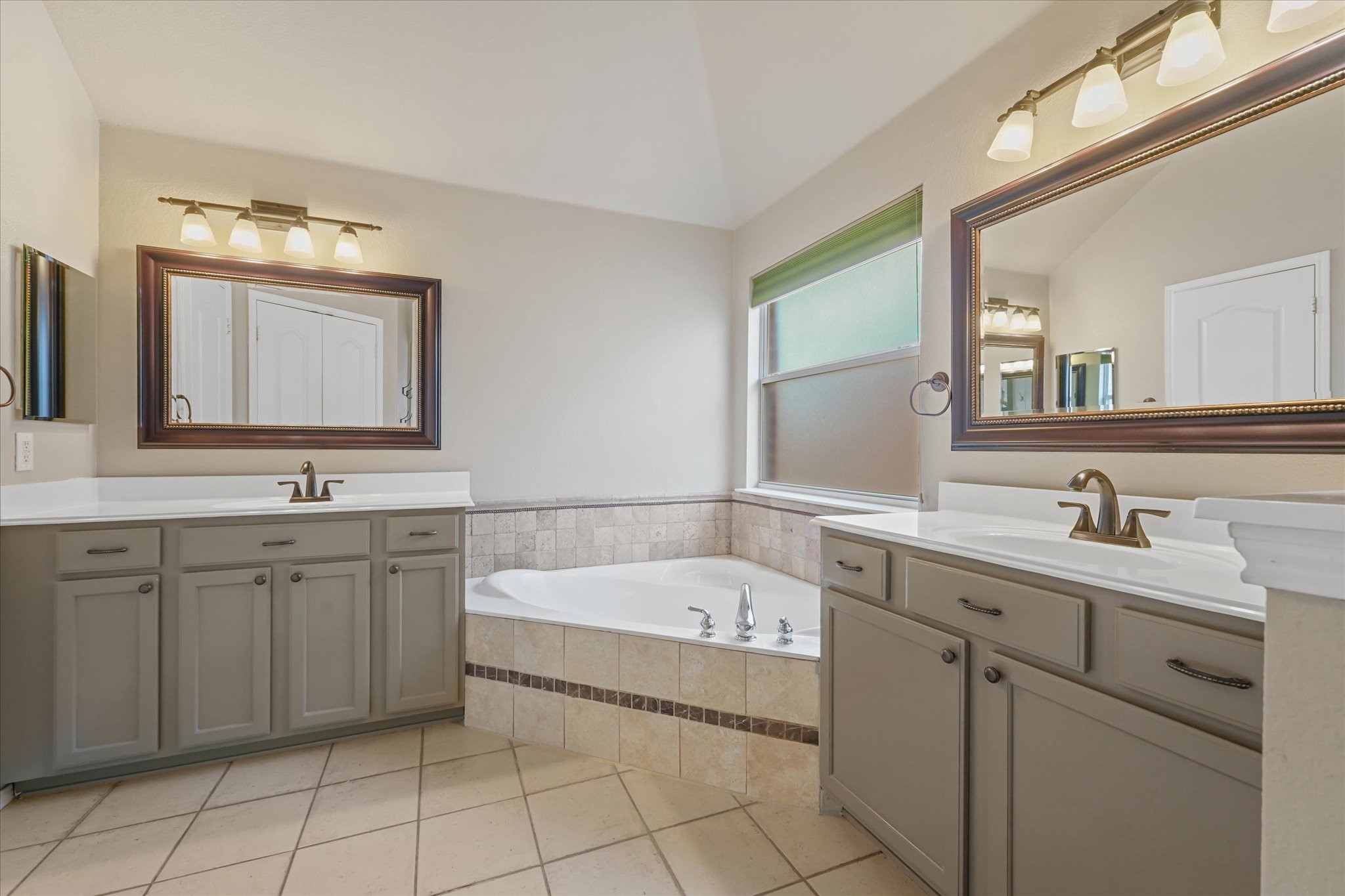 1549 Spring Lake Drive