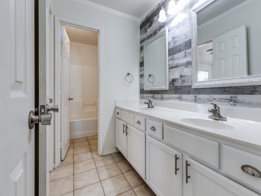 12110 Gonzales Drive
