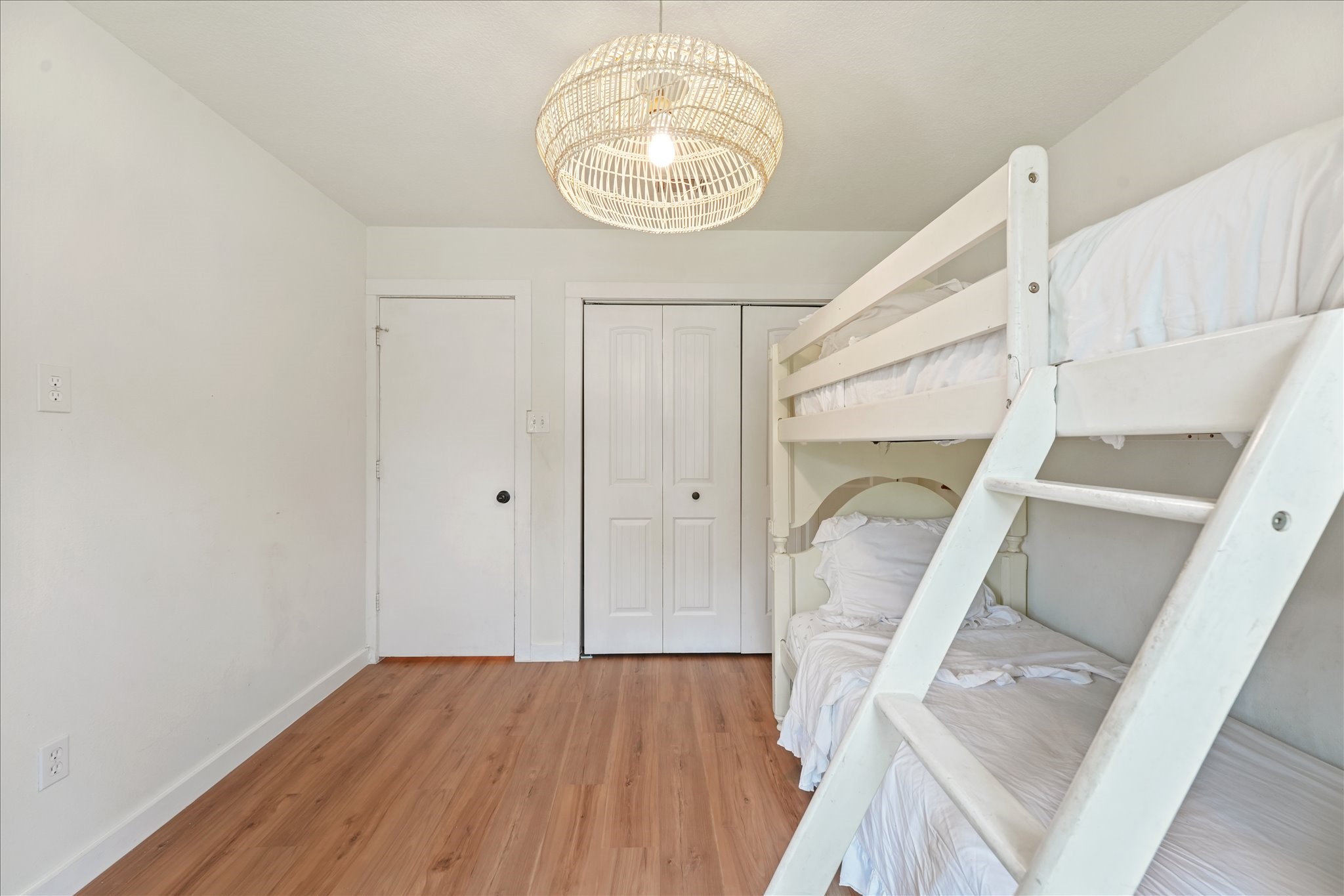 605 Meadow Lane