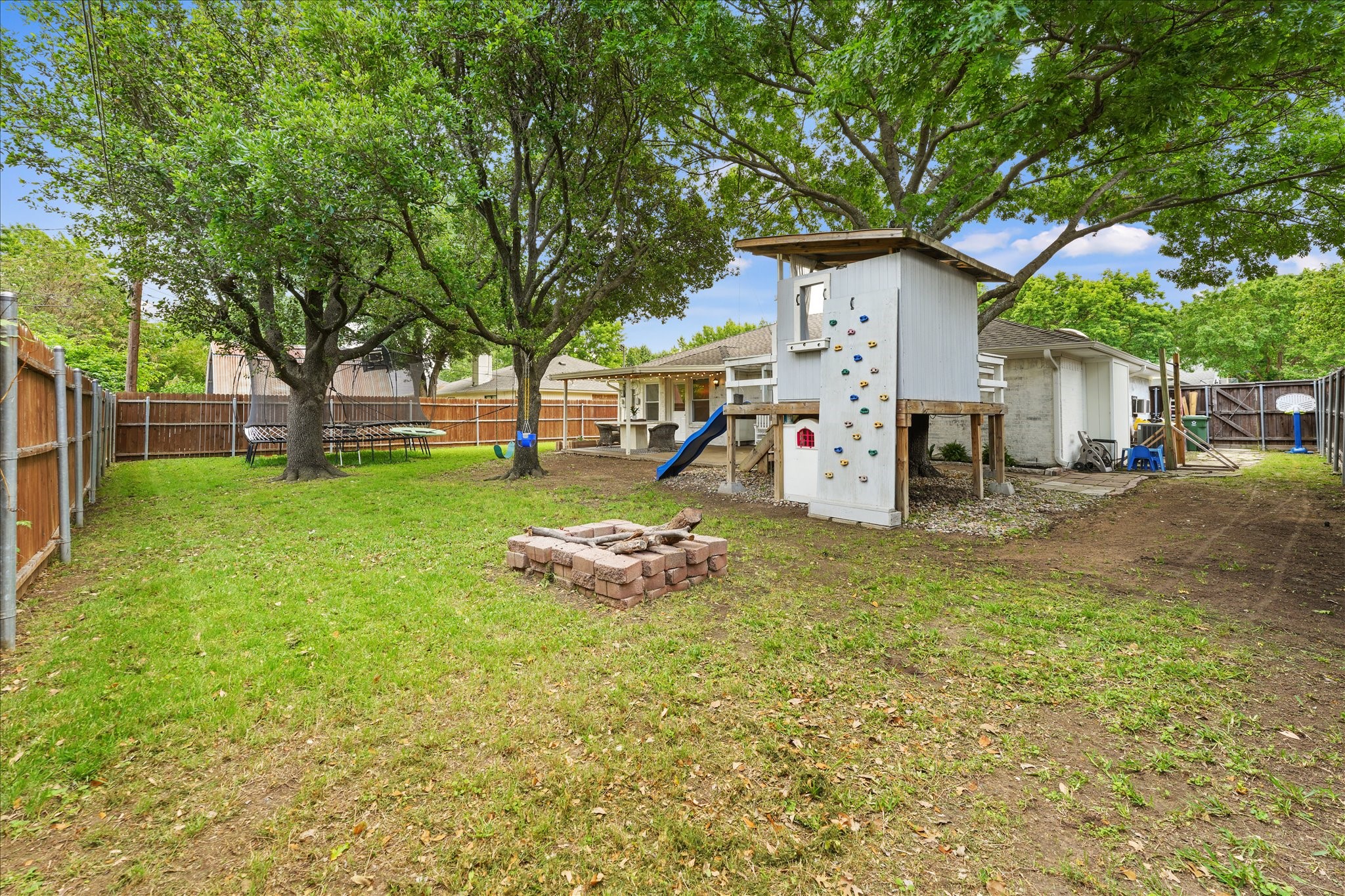 605 Meadow Lane
