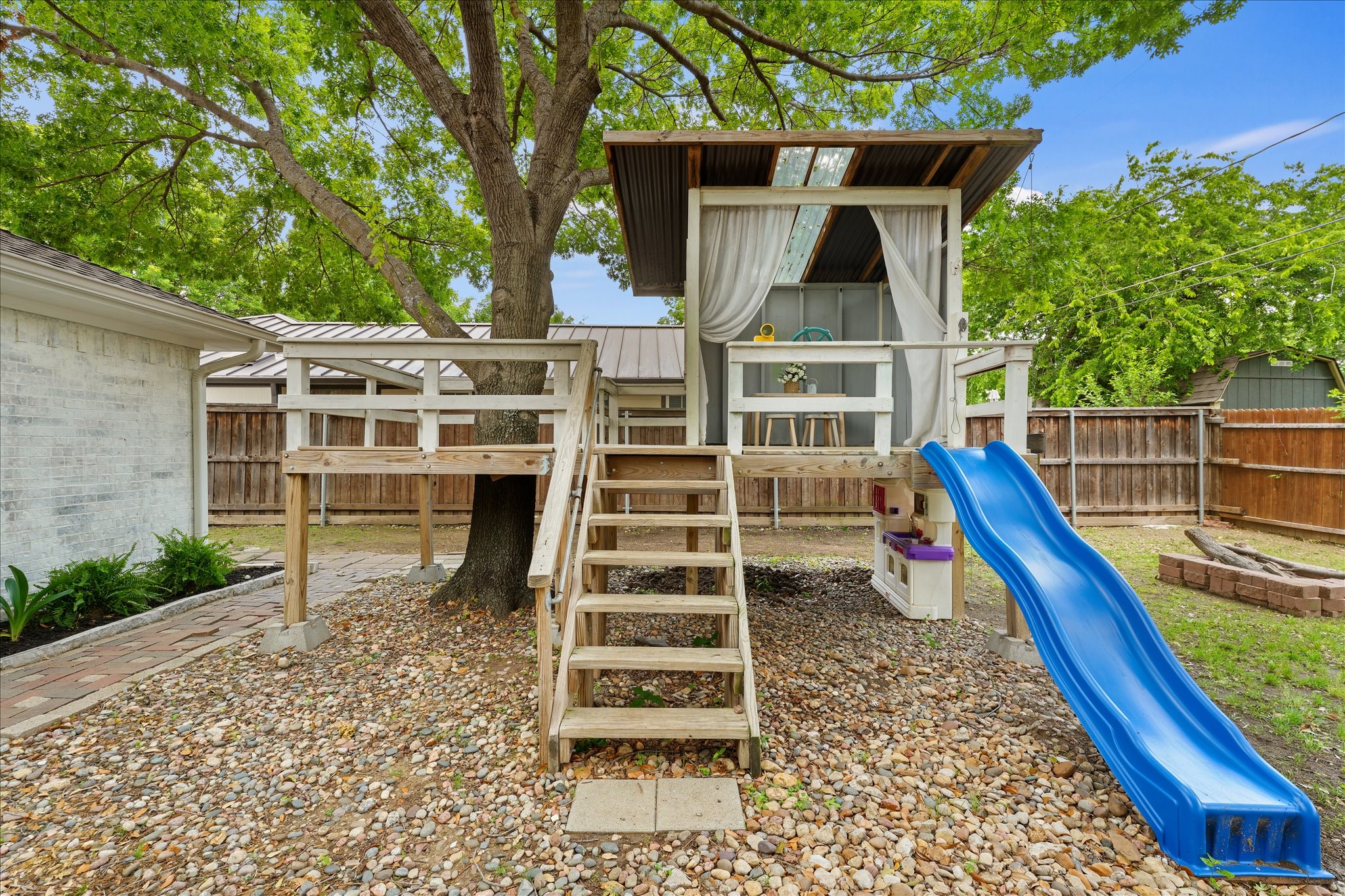 605 Meadow Lane