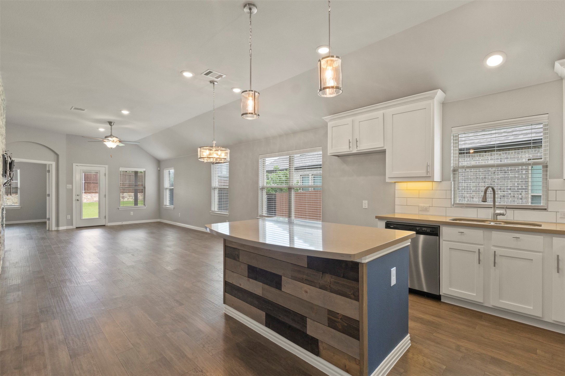 6604 Cedarhurst Court