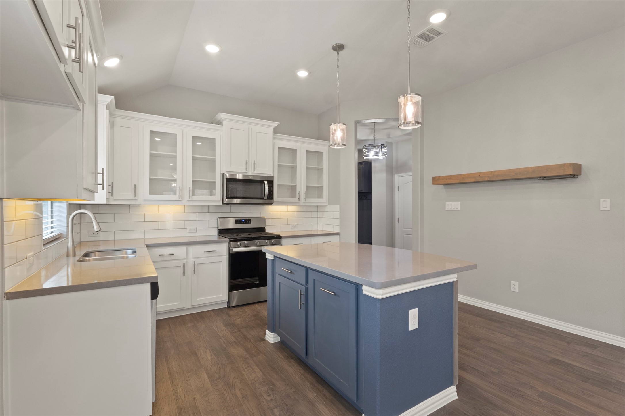 6604 Cedarhurst Court