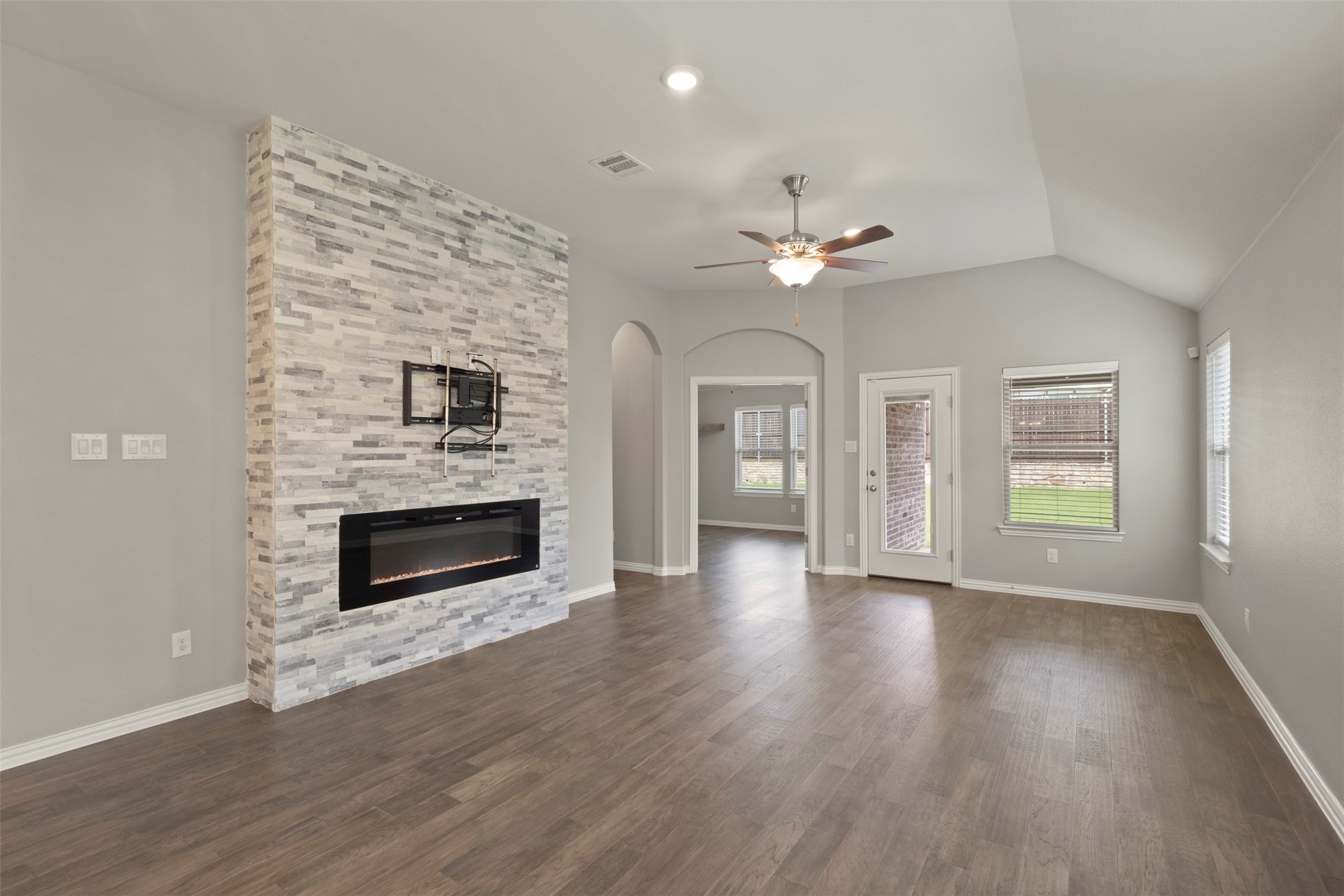 6604 Cedarhurst Court