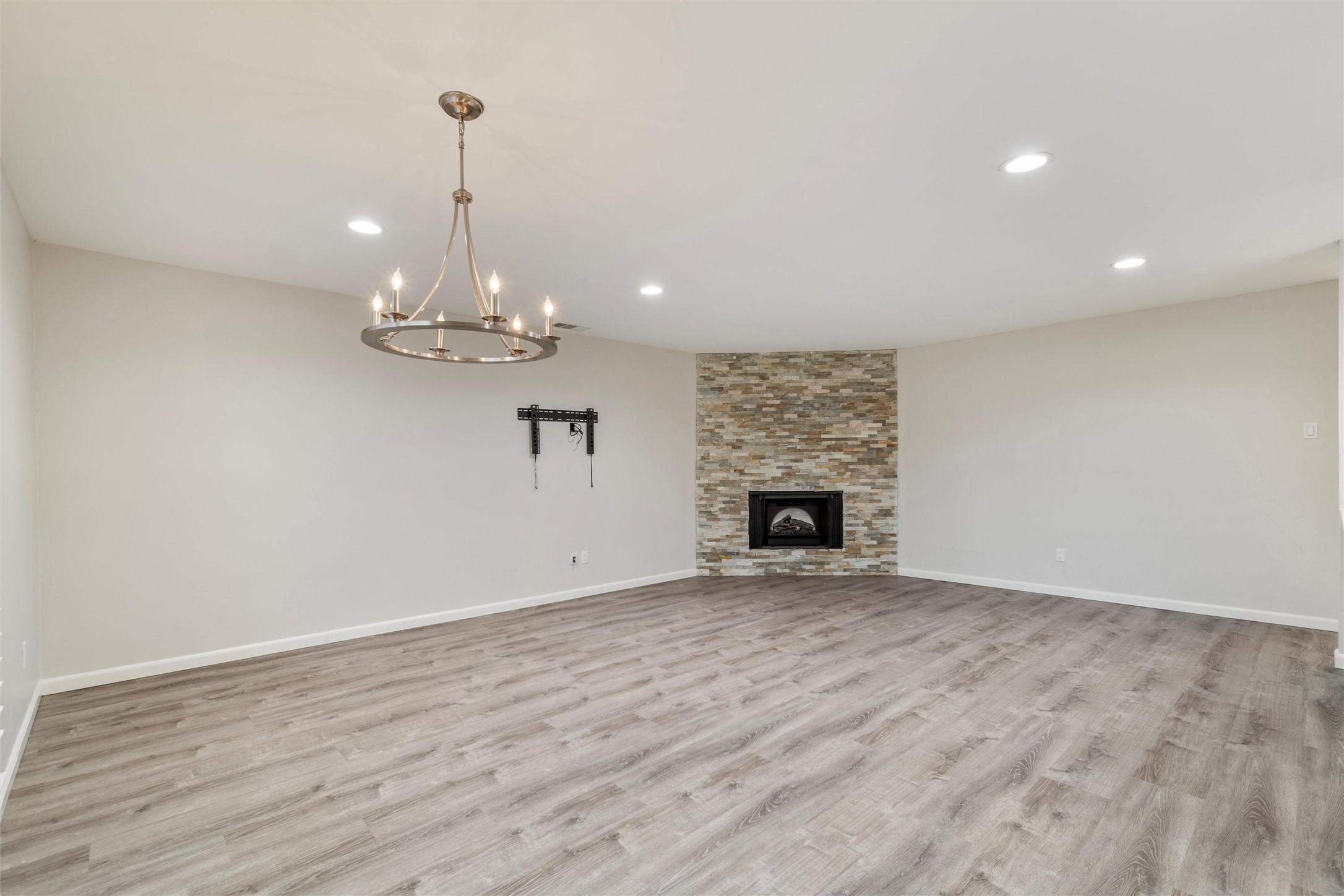 5316 Yager Drive