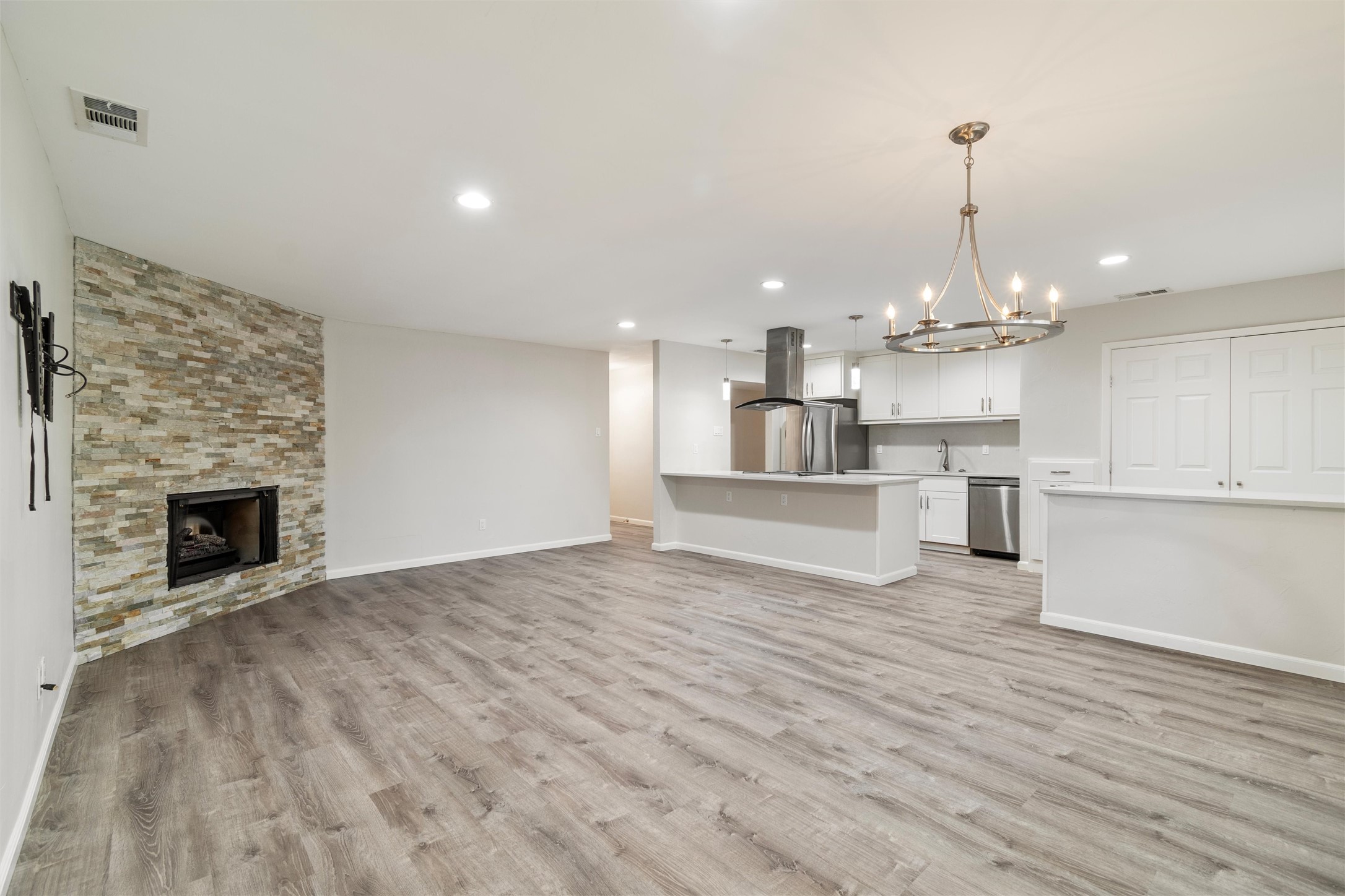 5316 Yager Drive