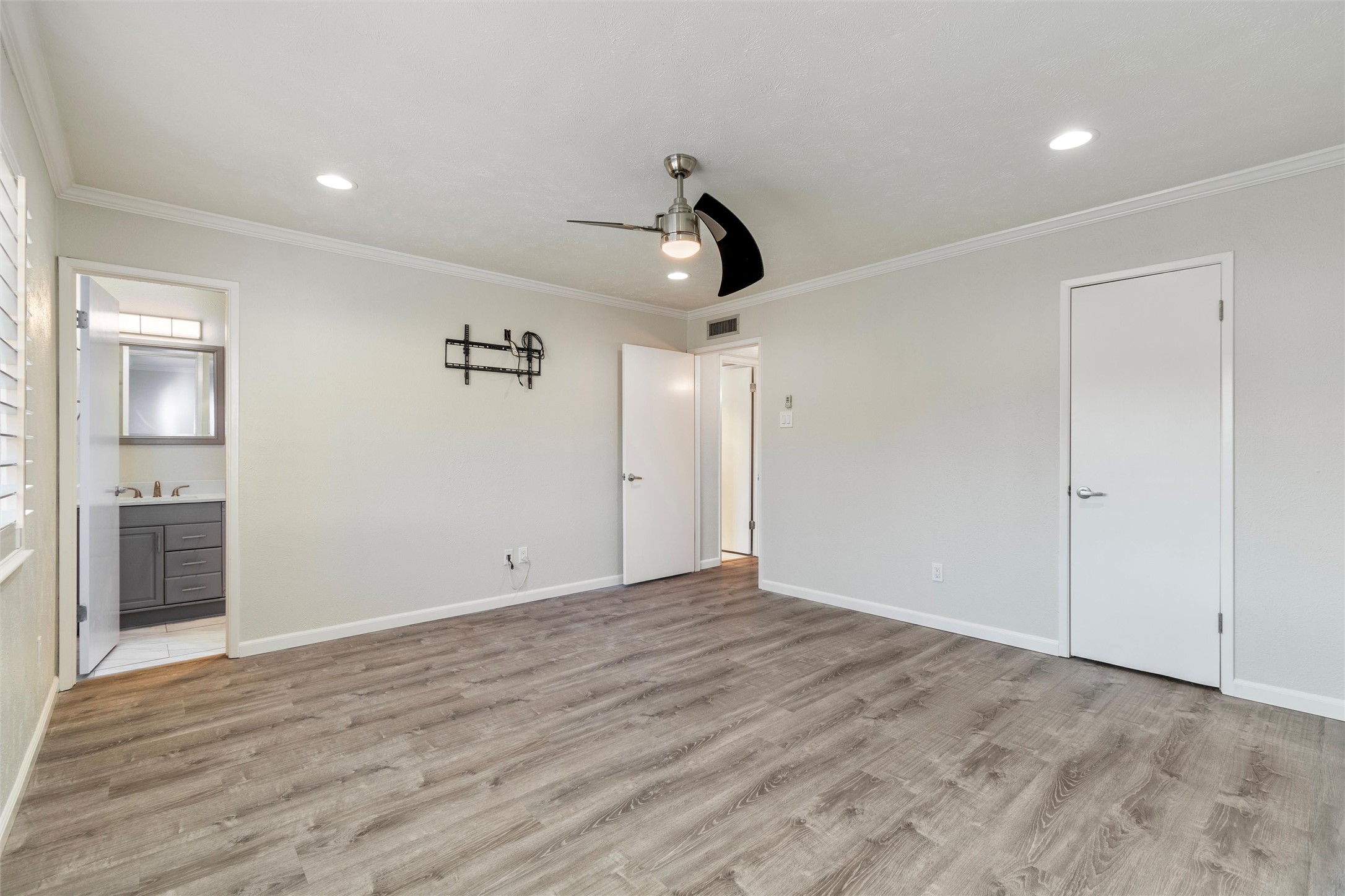 5316 Yager Drive