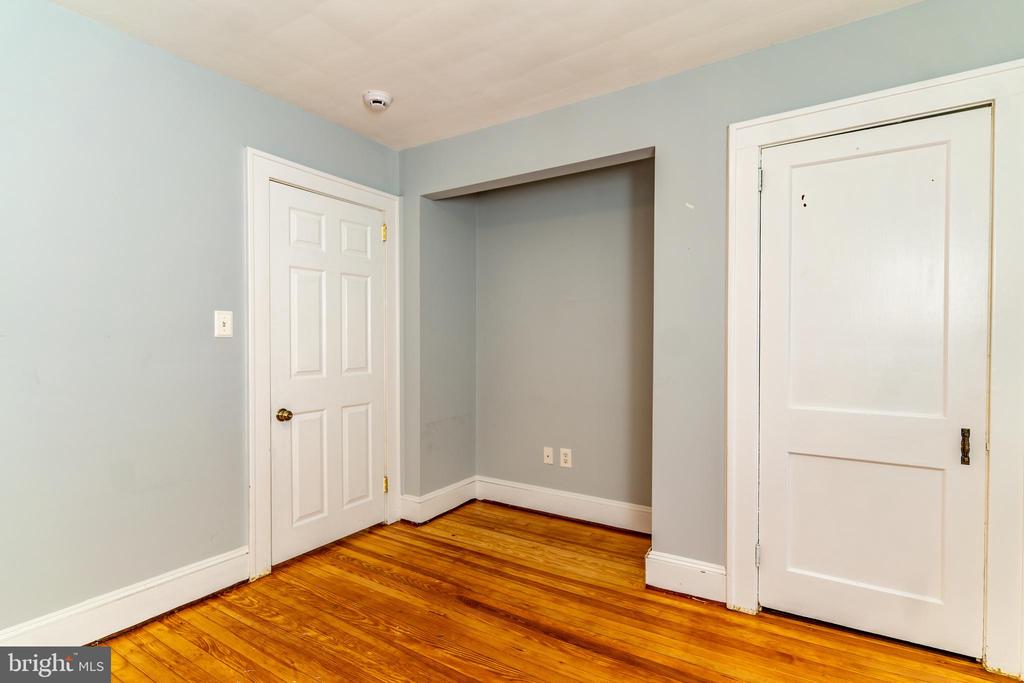 45 FERNWOOD LANE