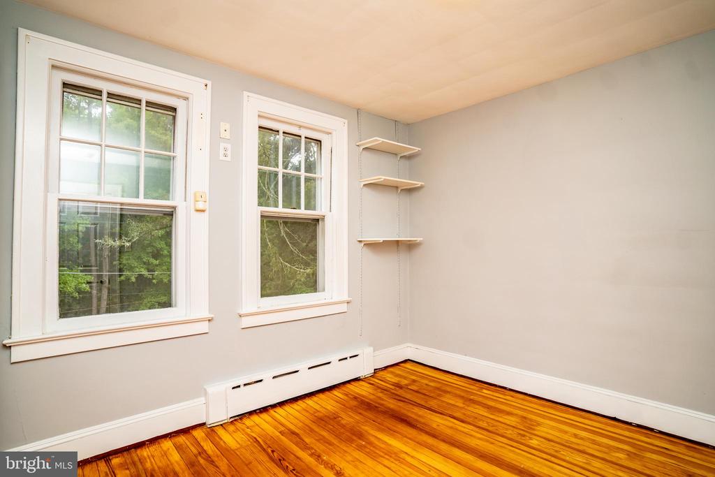 45 FERNWOOD LANE