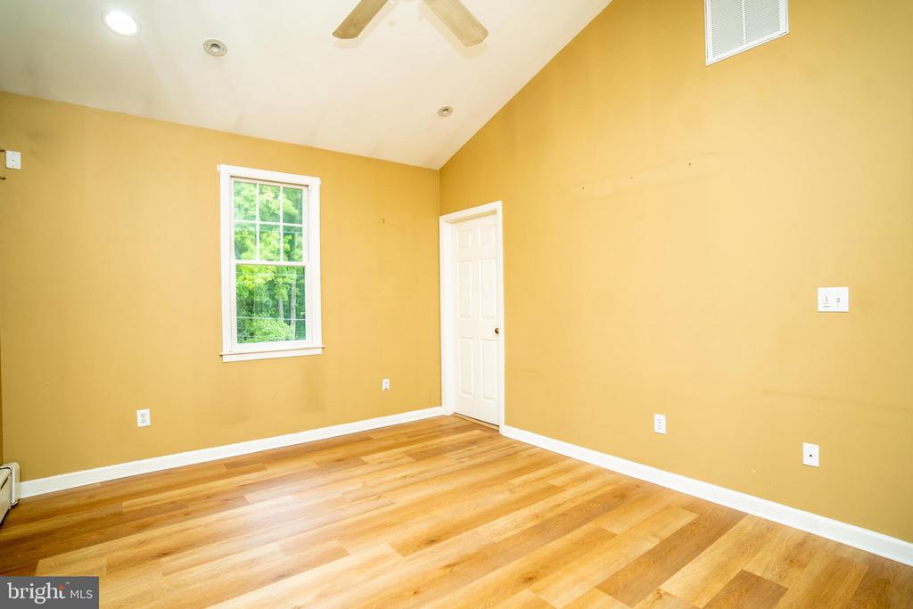 45 FERNWOOD LANE
