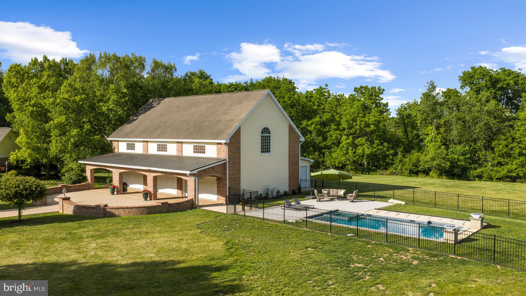 415 HUNTER ROAD