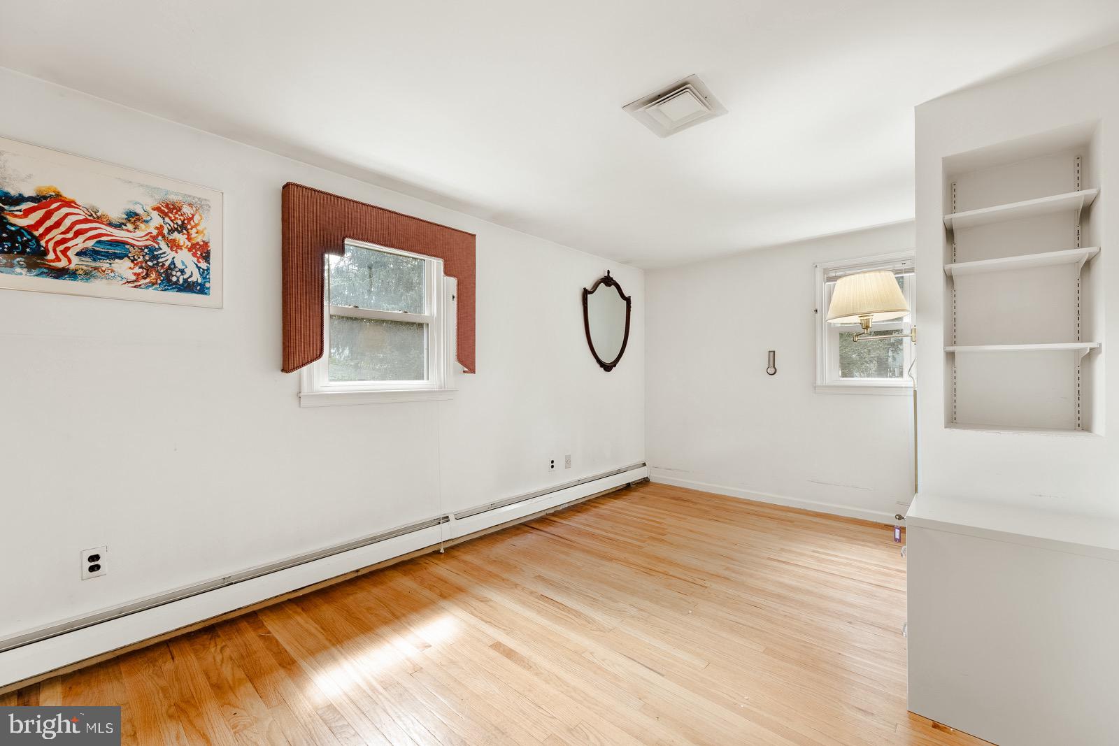 163 N MYRTLEWOOD AVENUE